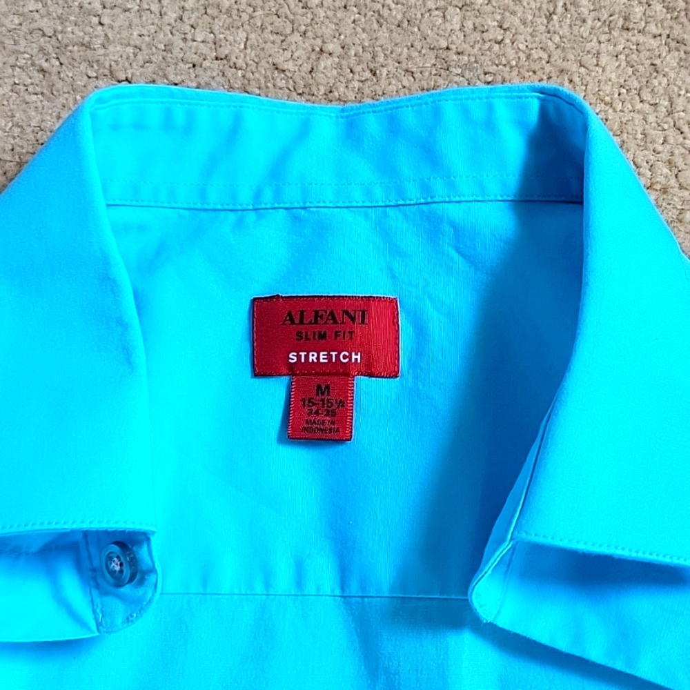Alfani slim fit stretch men's dress shirt sz s, 14-14.5, 32-33. Bright blue.